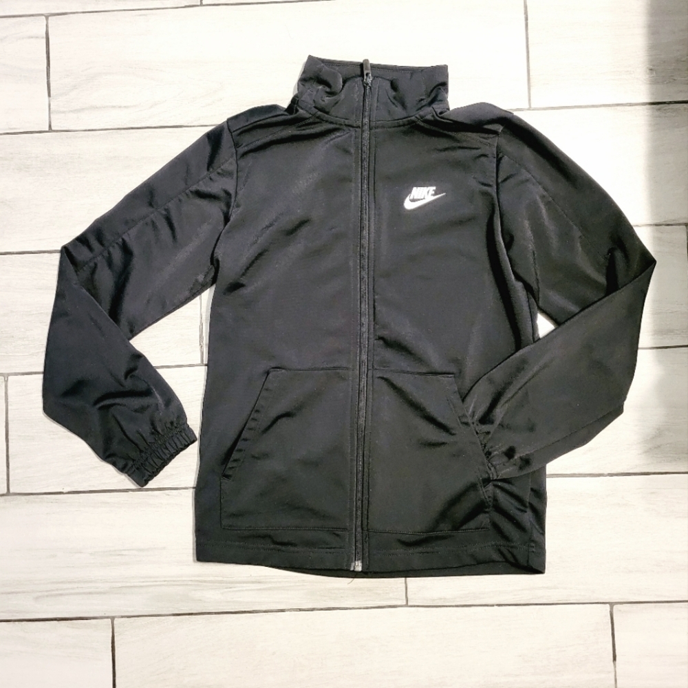 Nike sports Jacket Girls